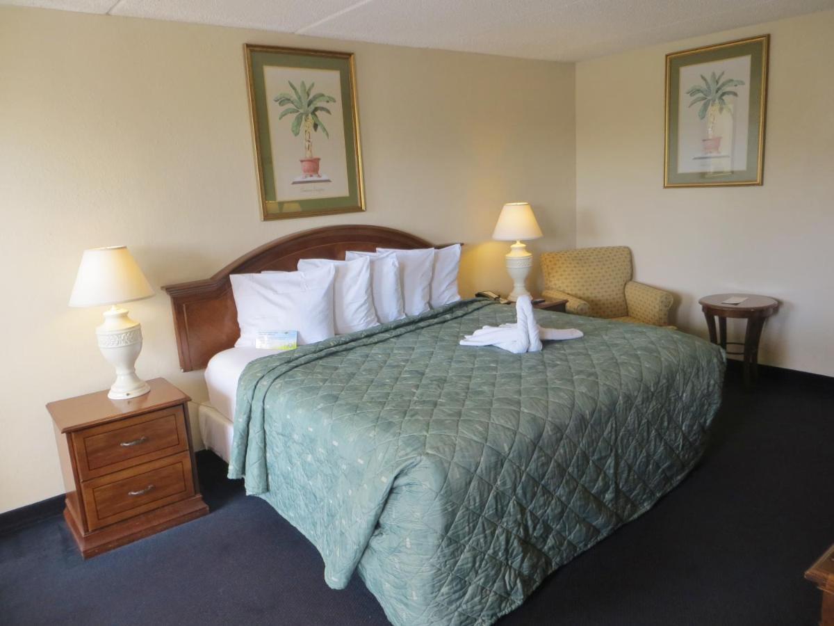 Days Inn By Wyndham Orlando Airport Florida Mall Williamsburg Pokoj fotografie